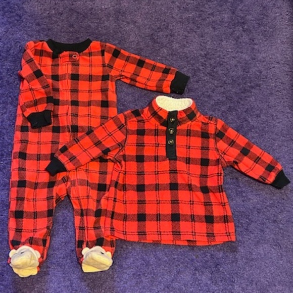 Carter's buffalo plaid footed pajama and pullover jacket set - Size 6 months - Picture 1 of 5